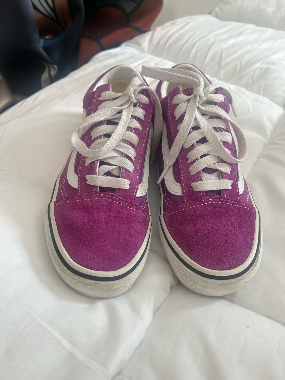 Vans Kids Low-Top Suede Sneakers in Purple and White